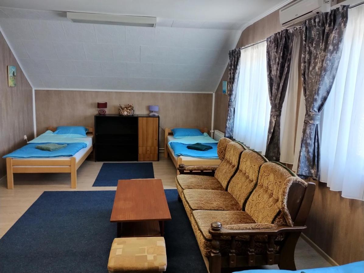 Hostel Suzzzy Novska Luaran gambar